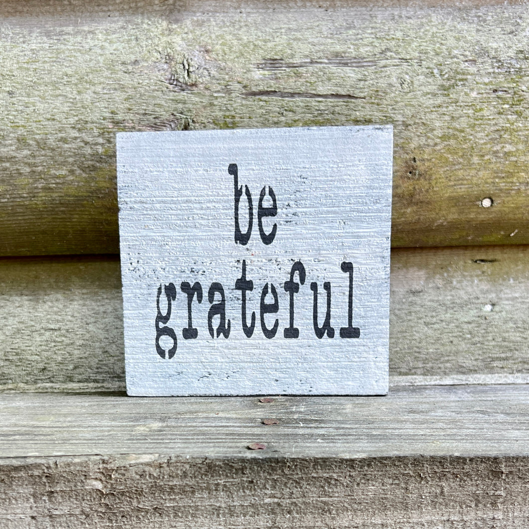 Farmhouse Rustic Wood Fall Autumn Home Decor be Grateful Sign