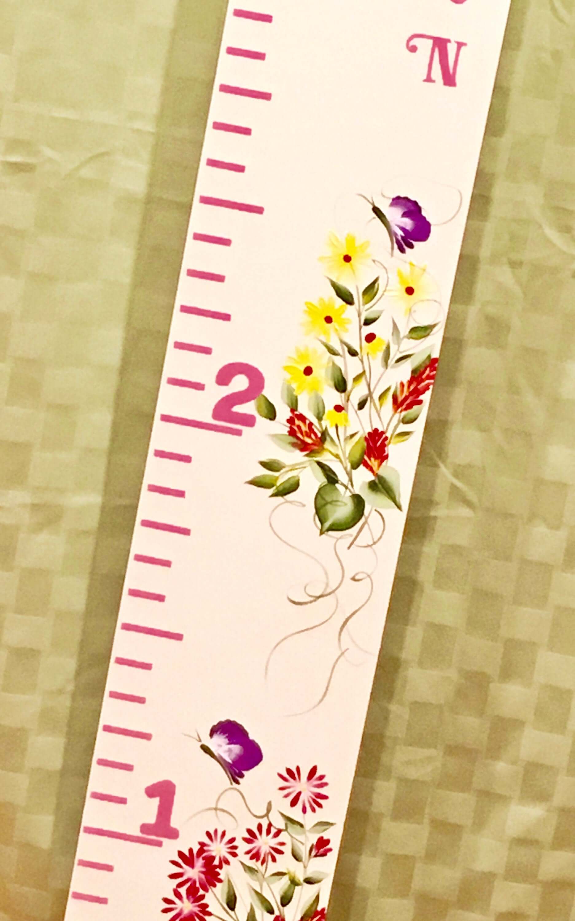 child's growth chart for nursery