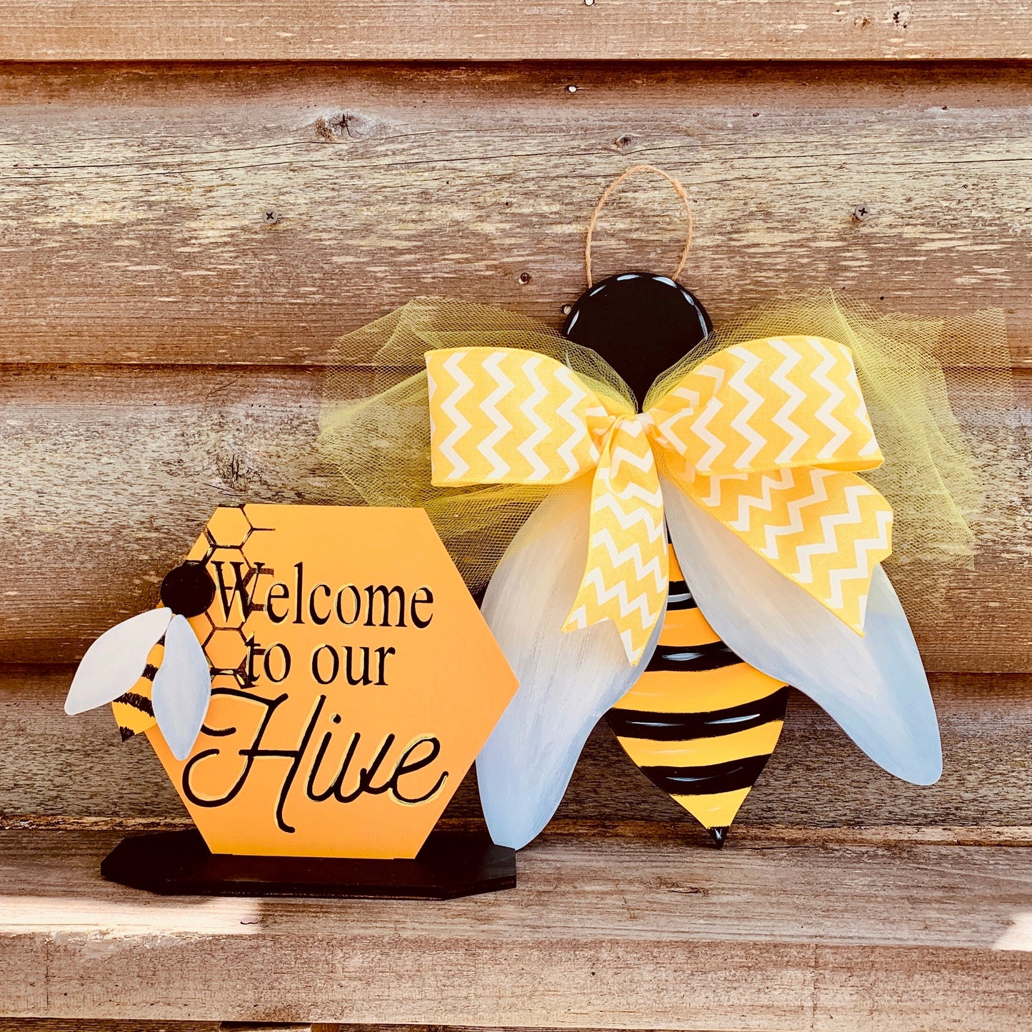 Rustic Bumble Bee Door Hanger Wall Decor-12" tall