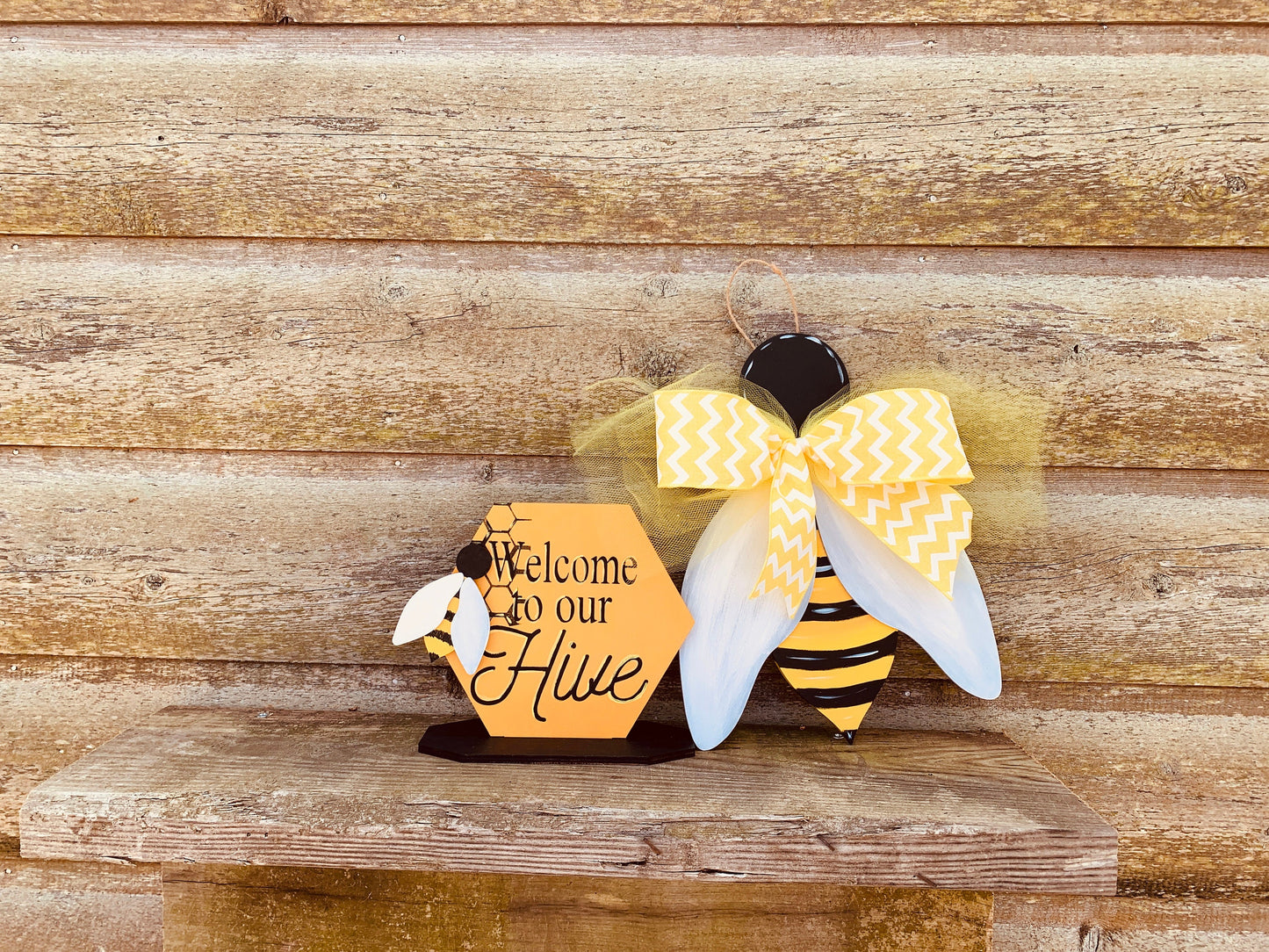 Rustic Bumble Bee Door Hanger Wall Decor-12" tall