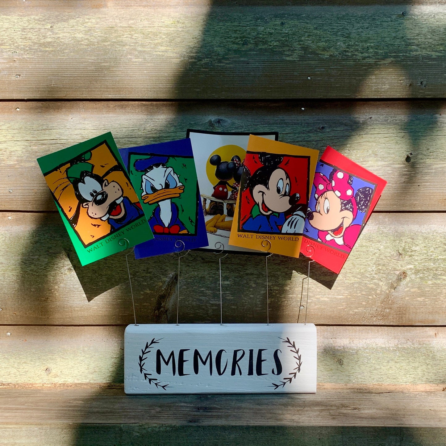 Memories Photo Holder of Rustic Wood and Wire|Farmhouse Picture Holder