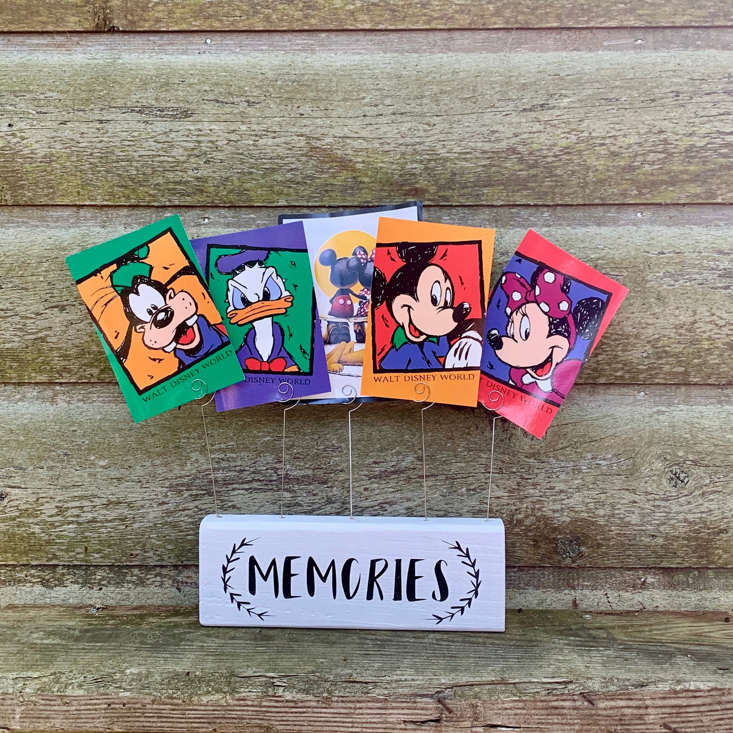 Memories Photo Holder of Rustic Wood and Wire|Farmhouse Picture Holder