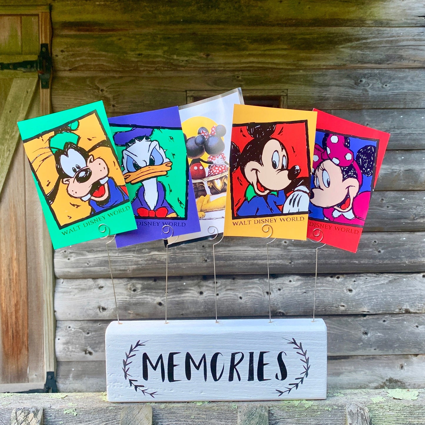 Memories Photo Holder of Rustic Wood and Wire|Farmhouse Picture Holder