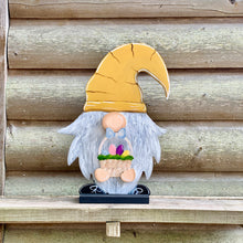 Load image into Gallery viewer, gnome with interchangeable seasonal cutouts
