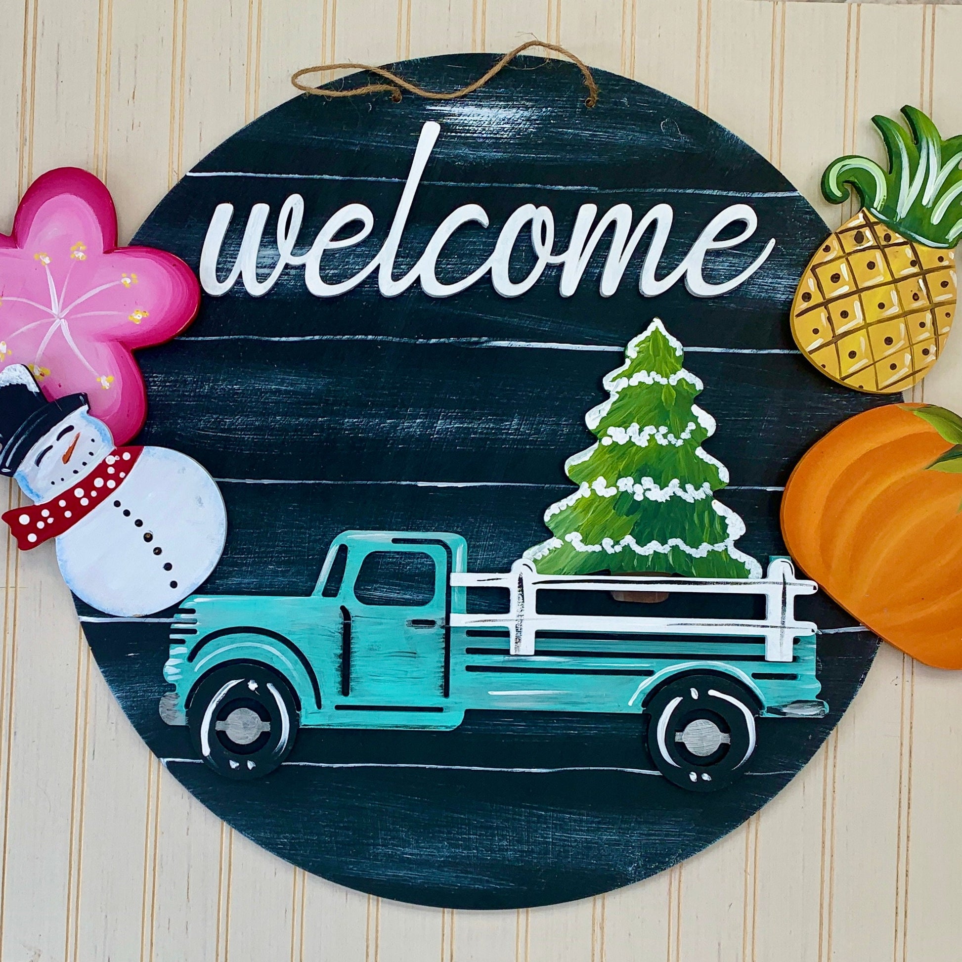 Interchangeable  Welcome Sign with 3D Wood Cutouts