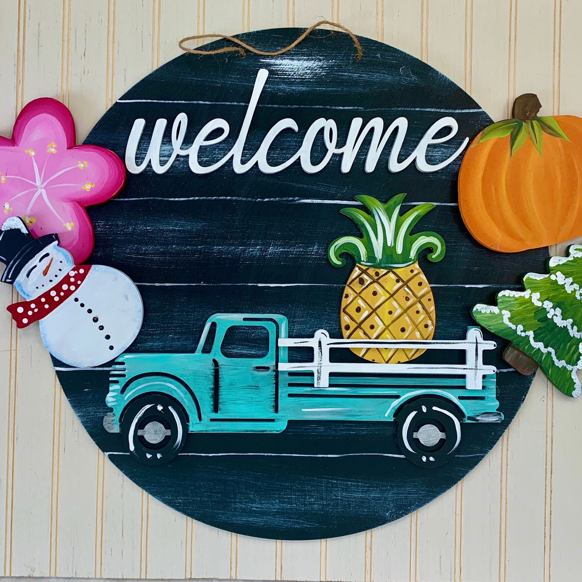 Interchangeable  Welcome Sign with 3D Wood Cutouts