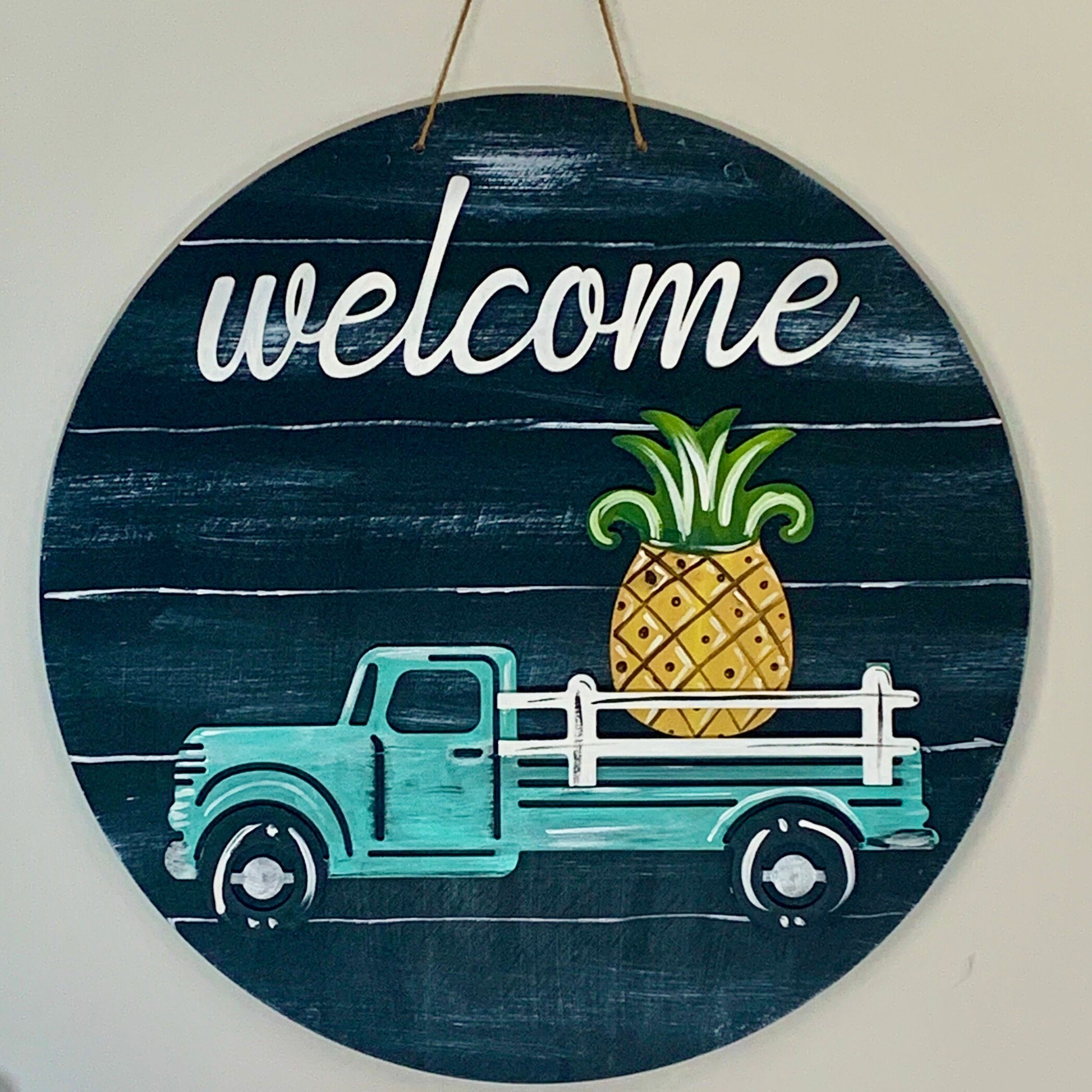 Interchangeable  Welcome Sign with 3D Wood Cutouts