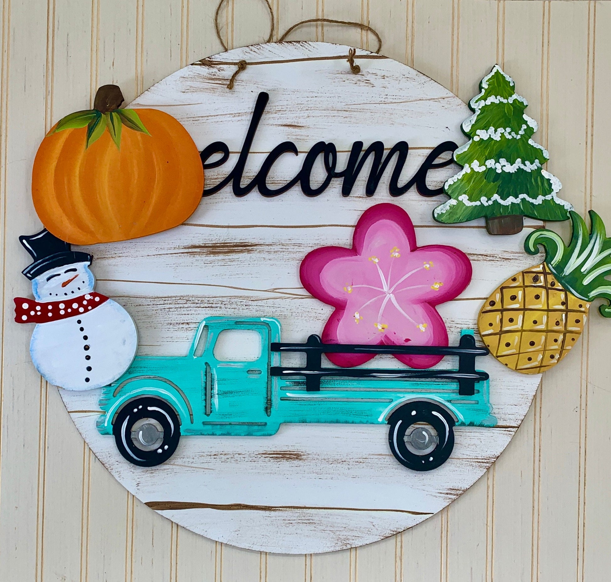 Interchangeable  Welcome Sign with 3D Wood Cutouts